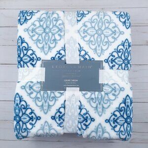 Legacy & Main Velvet Plush Throw Blanket 50x70 Blue White